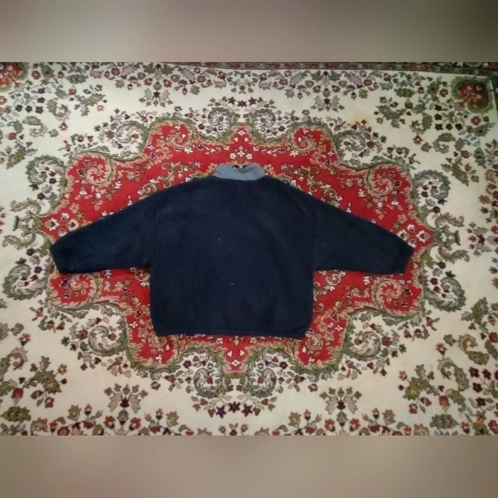 PacSun sweatshirt